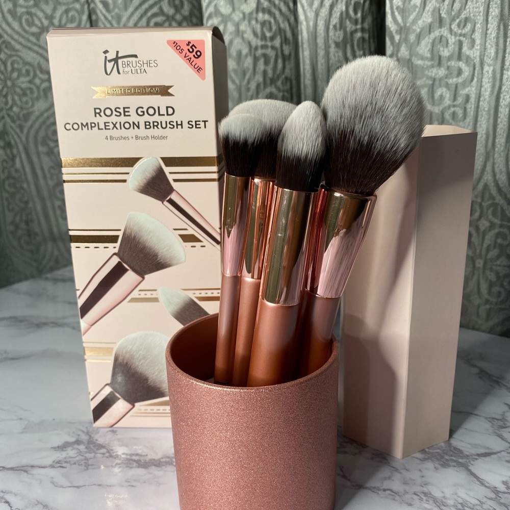 IT Cosmetics Rose Gold Complexion Brush Set - Picture 2 of 2